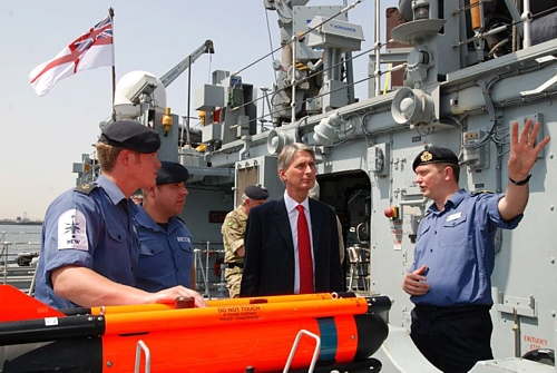 HMS Ramseys sailors explain the Seafox mine disposal system to Mr Hammond