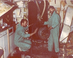 S(D) Stan Bowles and LS(D) Dave Southwell of FCDT 1 with 1,000 lb bomb in HMS Argonaut