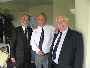 LMCDO '76 instructor Mick Kester flanked by course graduates Rob Hoole and Chris Thompson