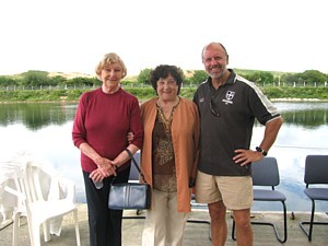 Edda Rea and Irene Strange with Paul Jones