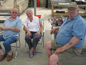 Gabby & Kay Haines with Shiner Brassington