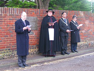 Nick Gibb MP reads the lesson