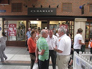 Mick Fellows conversing with Project Manager Dave Carey and David Sandiford